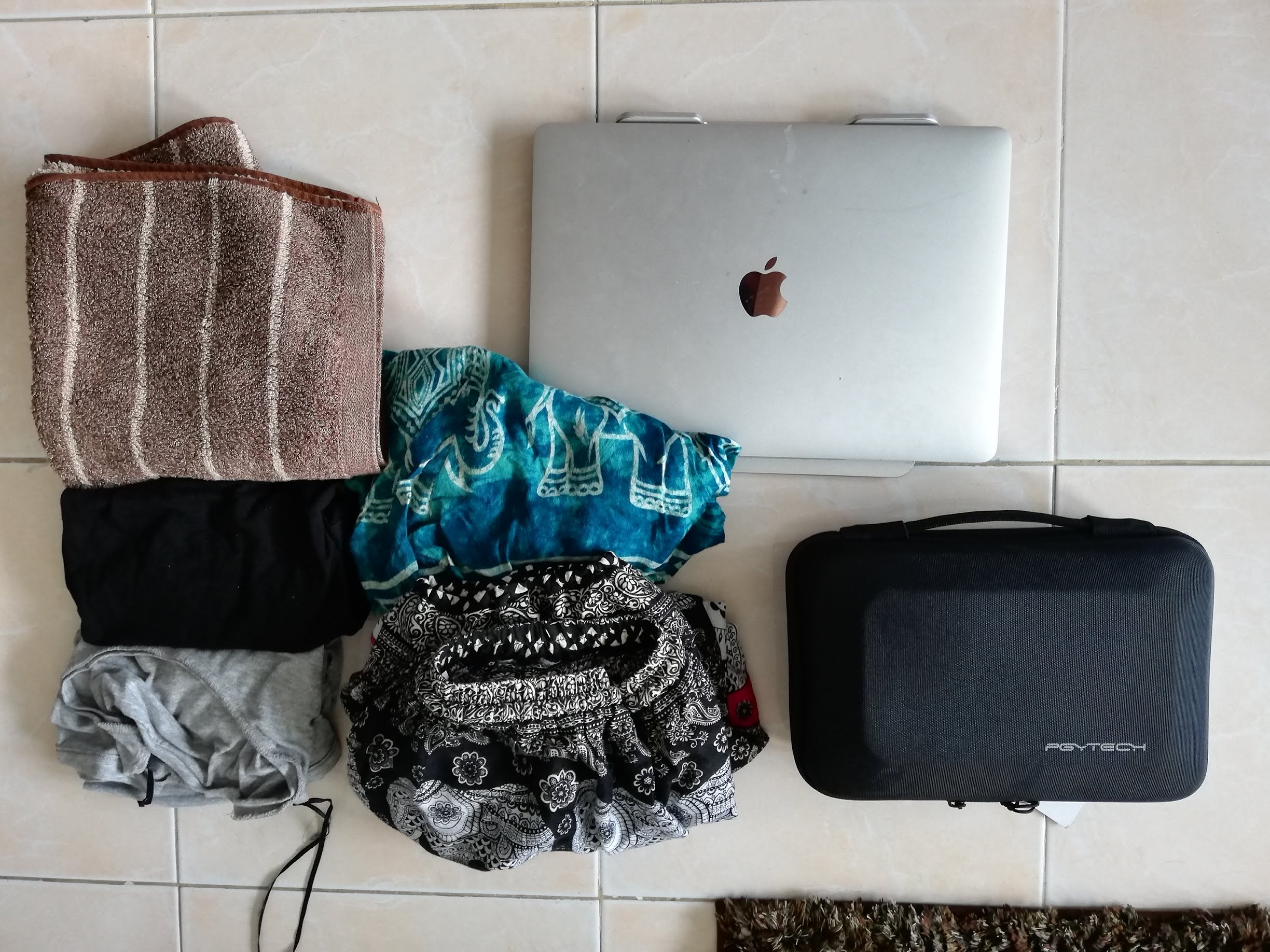 実録 モノを減らすのを極めたら 30個しか持たない暮らしに挑戦 Habit Magazine